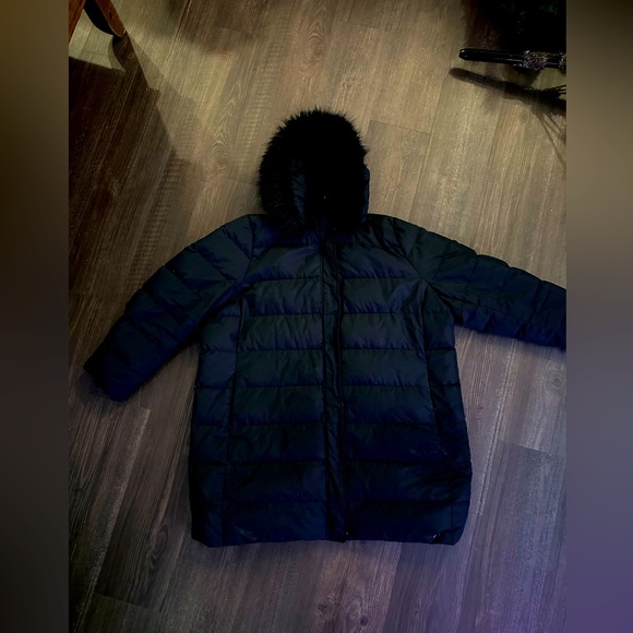 Lands’ End Women’s Down Coat - Picture 2 of 9